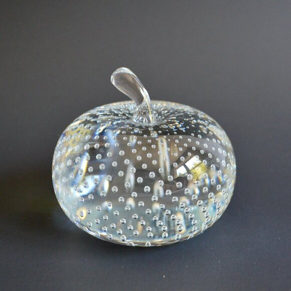 Vintage Solid Glass Apple Paperweight Controlled Bubbles Bolle Bullicante 3.25" - Picture 3 of 10